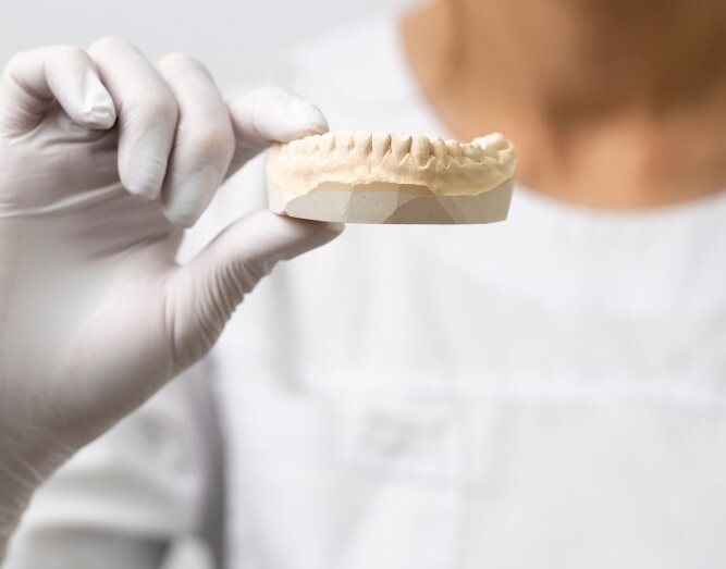 Dentures (False teeth)